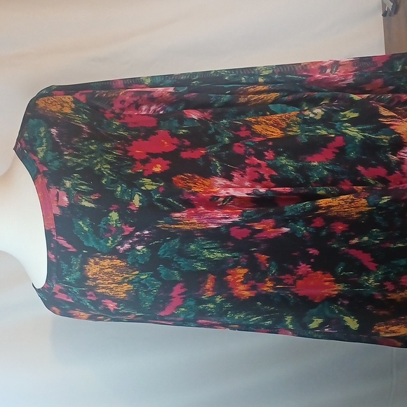 Terra And Sky Multicolor Abstract Women's Top 3x - Picture 10 of 11